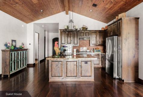 3220 Fall Creek Estates Drive Spicewood TX 78669