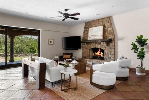 3220 Fall Creek Estates Drive Spicewood TX 78669
