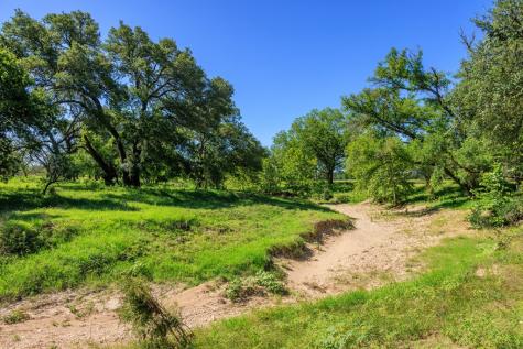 10940 W Us Highway 290 Johnson City TX 78635