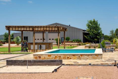 7484 County Road 409 Valley Springs TX 76885