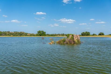 7484 County Road 409 Valley Springs TX 76885