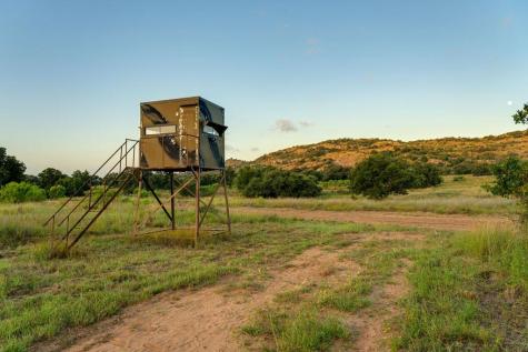 7484 County Road 409 Valley Springs TX 76885