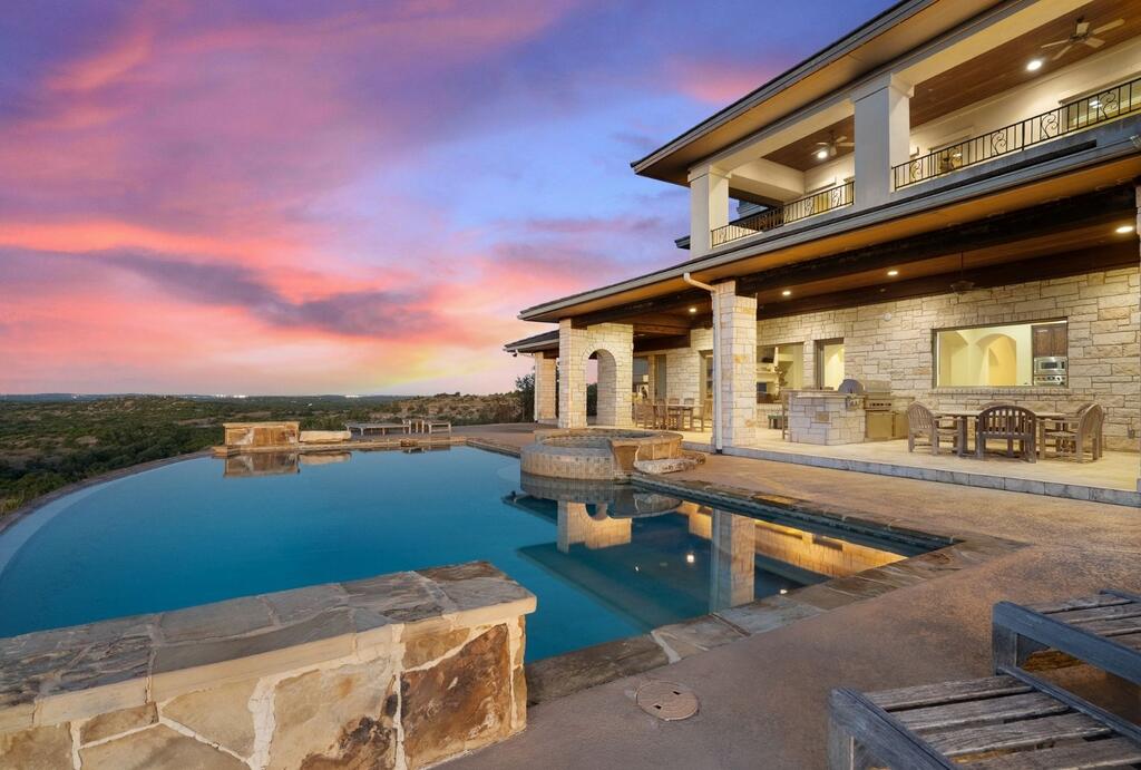 Dripping Springs TX 78620