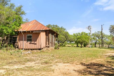 1318 Klett Ranch Road Johnson City TX 78636