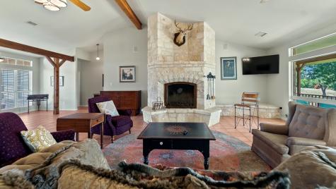 3841 W Us Highway 290 Fredericksburg TX 78624