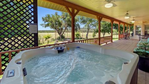 3841 W Us Highway 290 Fredericksburg TX 78624