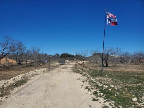3567 Cave Wells Road Fort Mckavett TX 76841