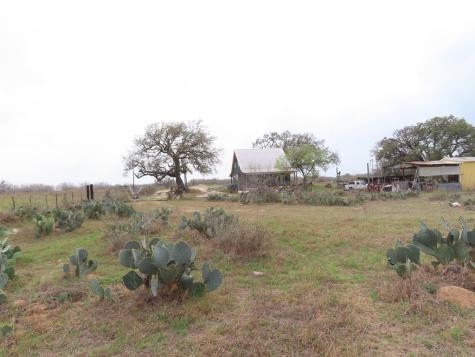 678 Tank Hollow Poteet TX 78065