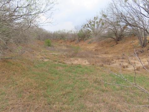 678 Tank Hollow Poteet TX 78065