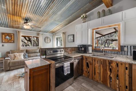 2631 N Us Highway 281 Johnson City TX 78636