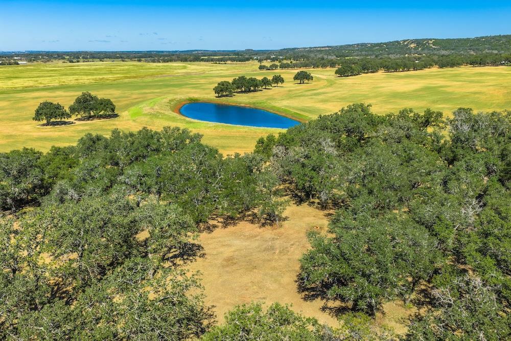 2 Sultemeier-moellering Road Fredericksburg TX 78624