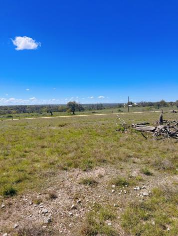 283 Cut Off Road Fredericksburg TX 78624