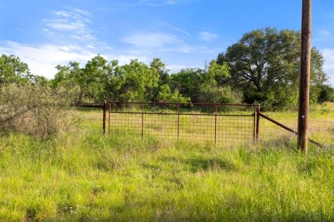 6304 County Road 110 Llano TX 78643