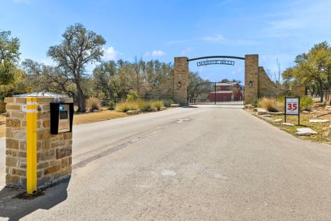 1496 Majestic Hills Drive Blanco TX 78606