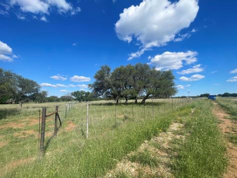 5850 Ranch Road 385 London TX 76854