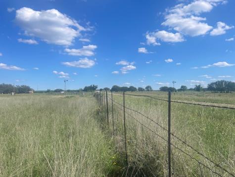5850 Ranch Road 385 London TX 76854