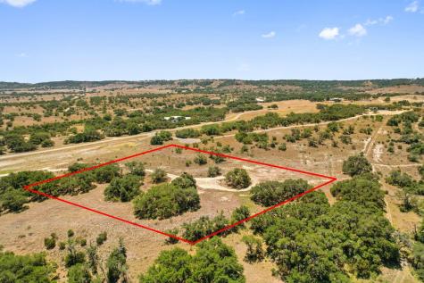 140 Lantana Johnson City TX 78636