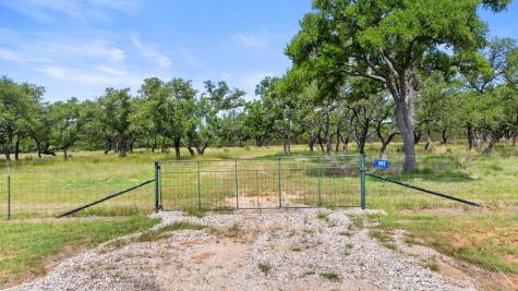 997 Sandy Oaks Ranch Road Johnson City TX 78636