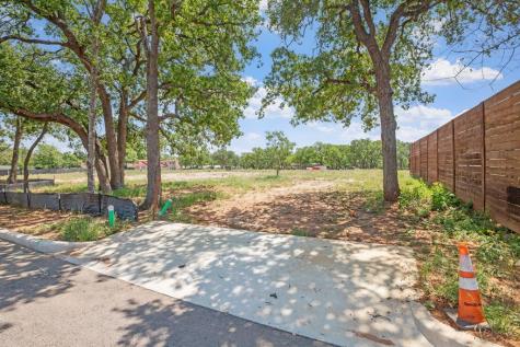 1009 W Travis Street Fredericksburg TX 78624