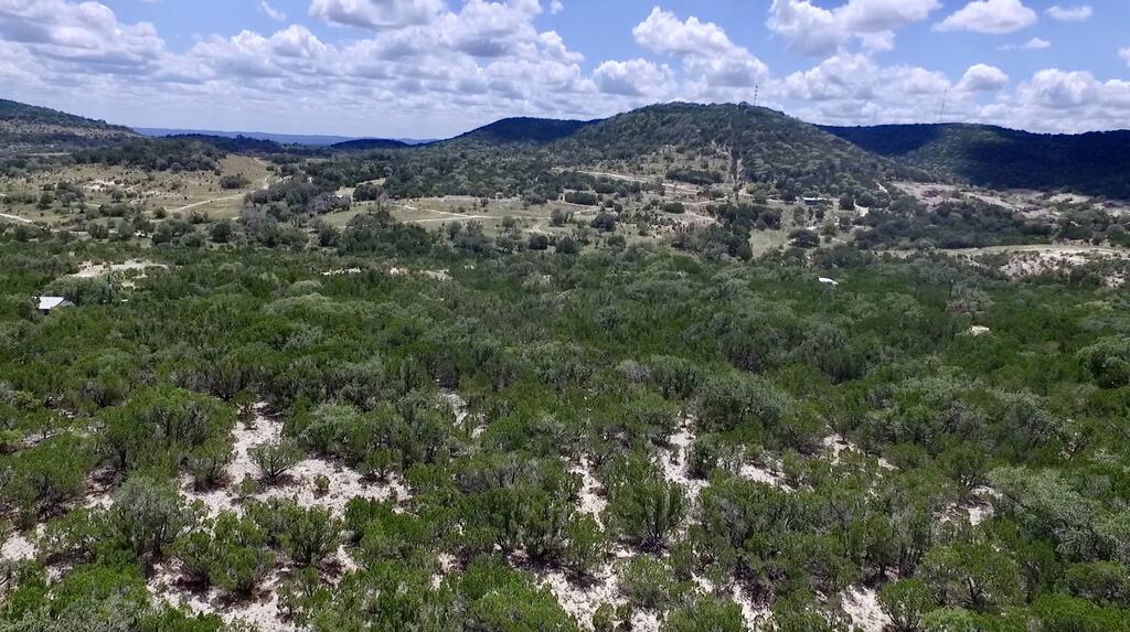 LT152 W Bear Springs Road Pipe Creek TX 78063