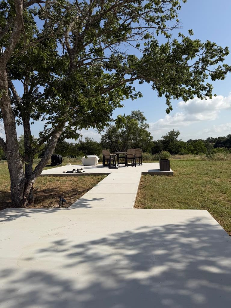 232 Resort Court Fredericksburg TX 78624