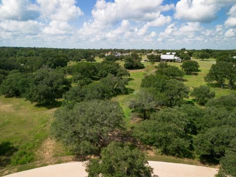 109 Mallard Lane Columbus TX 78934
