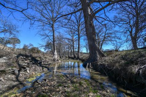 665 Cool Creek Road Camp Verde TX 78010