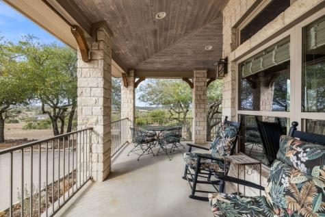 232 Crooked Oak Lane Round Mountain TX 78663