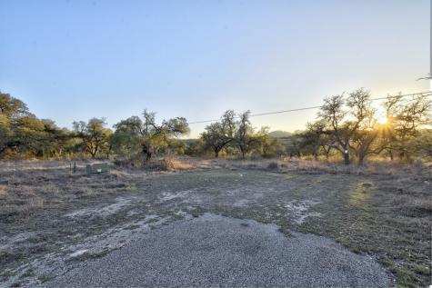 343 Cattle Creek Johnson City TX 78636