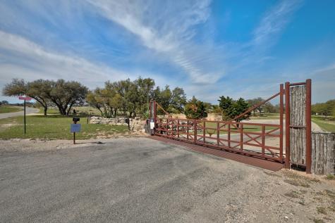 343 Cattle Creek Johnson City TX 78636
