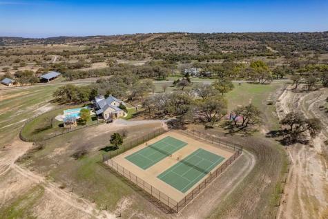 343 Cattle Creek Johnson City TX 78636