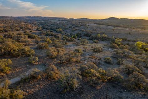 343 Cattle Creek Johnson City TX 78636