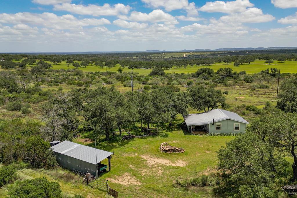 691 Grape Creek Road Johnson City TX 78636