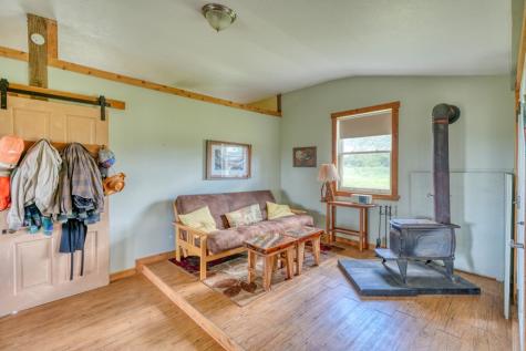 691 Grape Creek Road Johnson City TX 78636