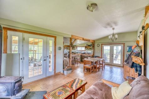691 Grape Creek Road Johnson City TX 78636