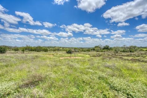 691 Grape Creek Road Johnson City TX 78636