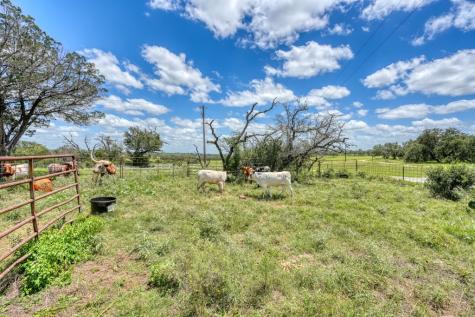 691 Grape Creek Road Johnson City TX 78636