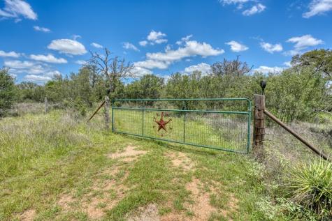 691 Grape Creek Road Johnson City TX 78636