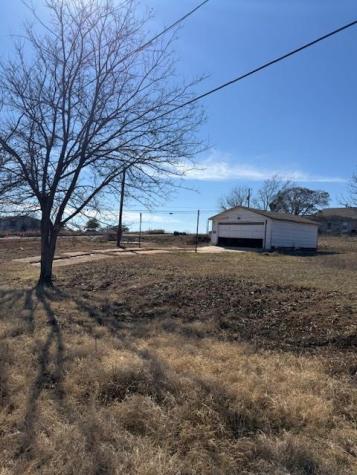 1001 W Main Street Llano TX 78643