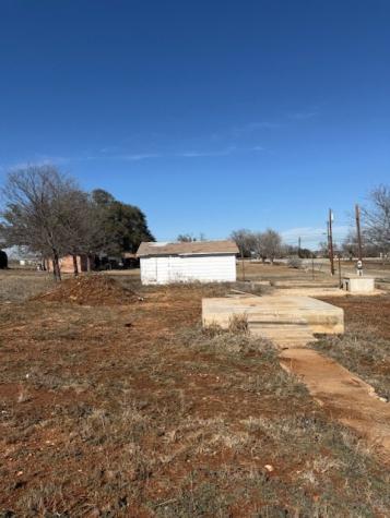 1001 W Main Street Llano TX 78643