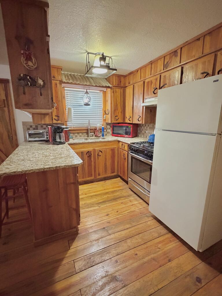 2607 S County Road 331 Cherokee TX 78643