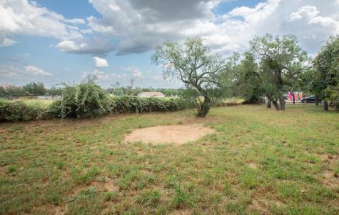 304 E Highway Street Fredericksburg TX 78624