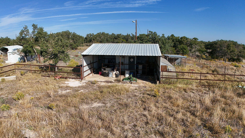1031 Shin Oak Junction TX 76854