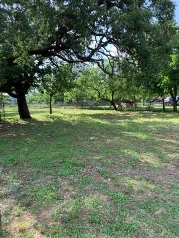 1308 S Melville Brady TX 76825