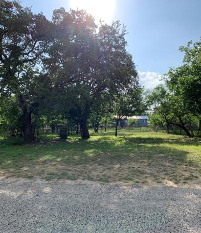 1308 S Melville Brady TX 76825