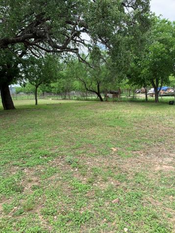 1308 S Melville Brady TX 76825