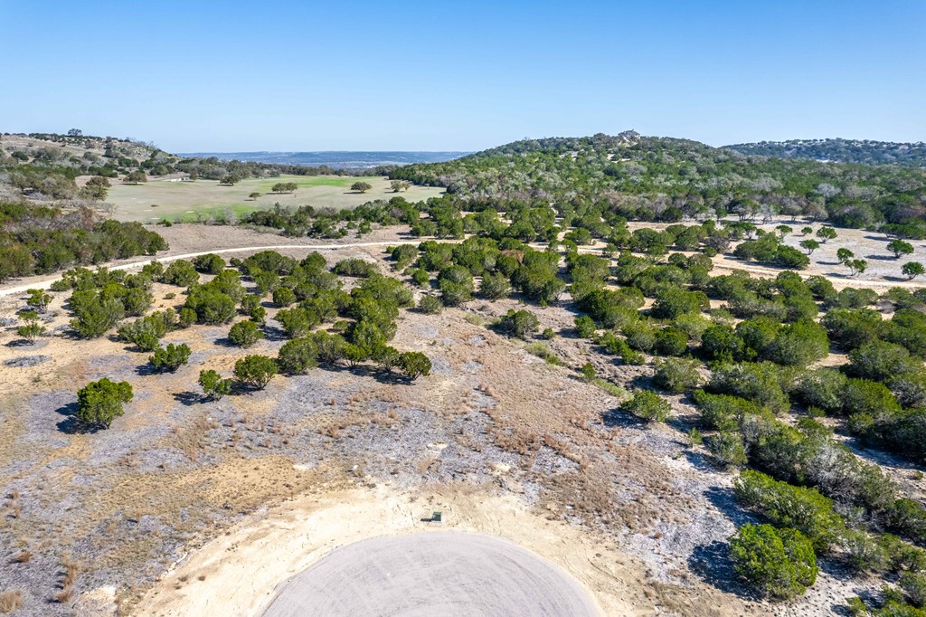 699 Cool Creek Road Camp Verde TX 78010