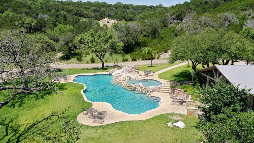 270 Stablewood Springs Drive Ingram TX 78025