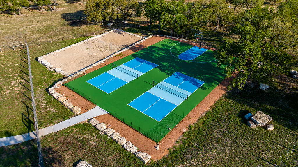 330 Inspiration Loop Fredericksburg TX 78624