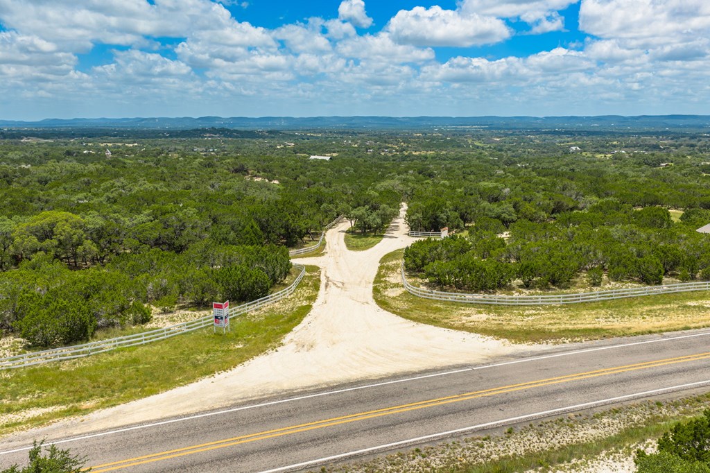 4568 Fm 2828 Bandera TX 78003